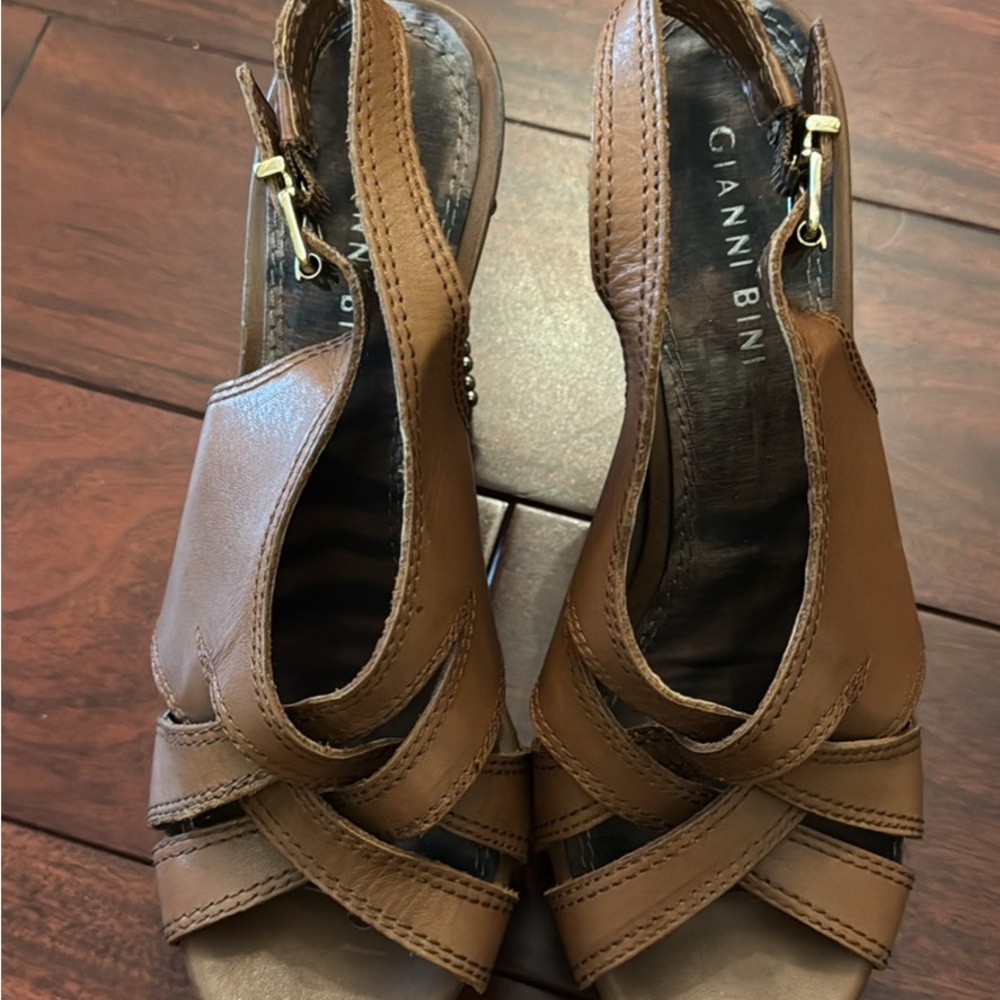 Gianni Bini Women's Brown Slingback Sandals